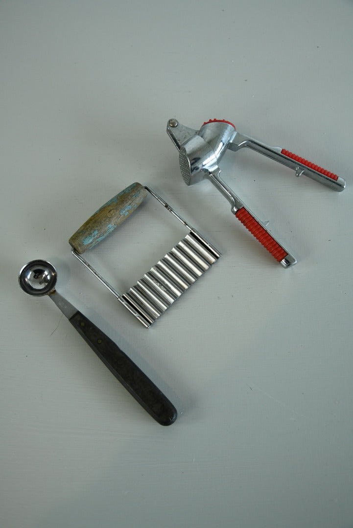 Retro Chipper & Garlic Press