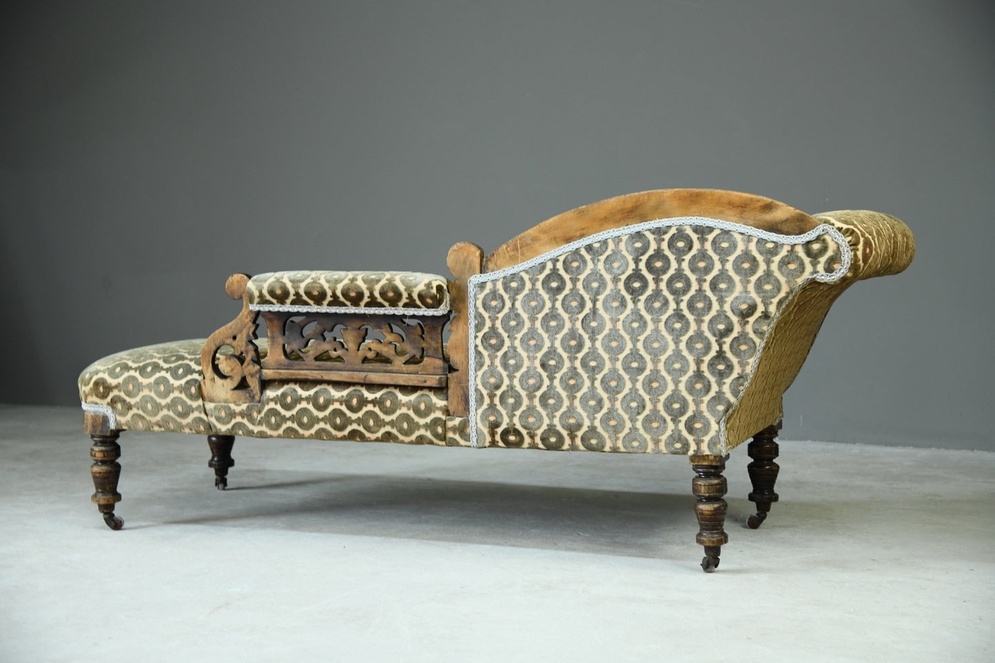 Antique Victorian Chaise Longue