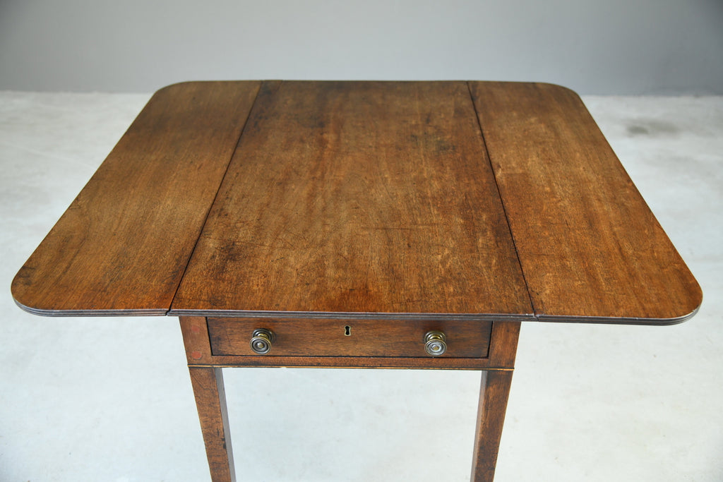 Early 19th Century Pembroke Table