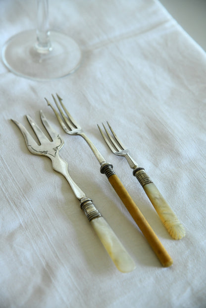 3 x Vintage Serving Pickle Forks