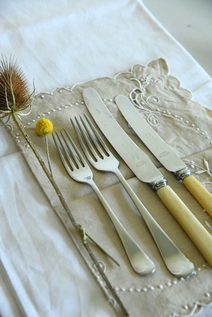 4 Setting Vintage Cutlery Set