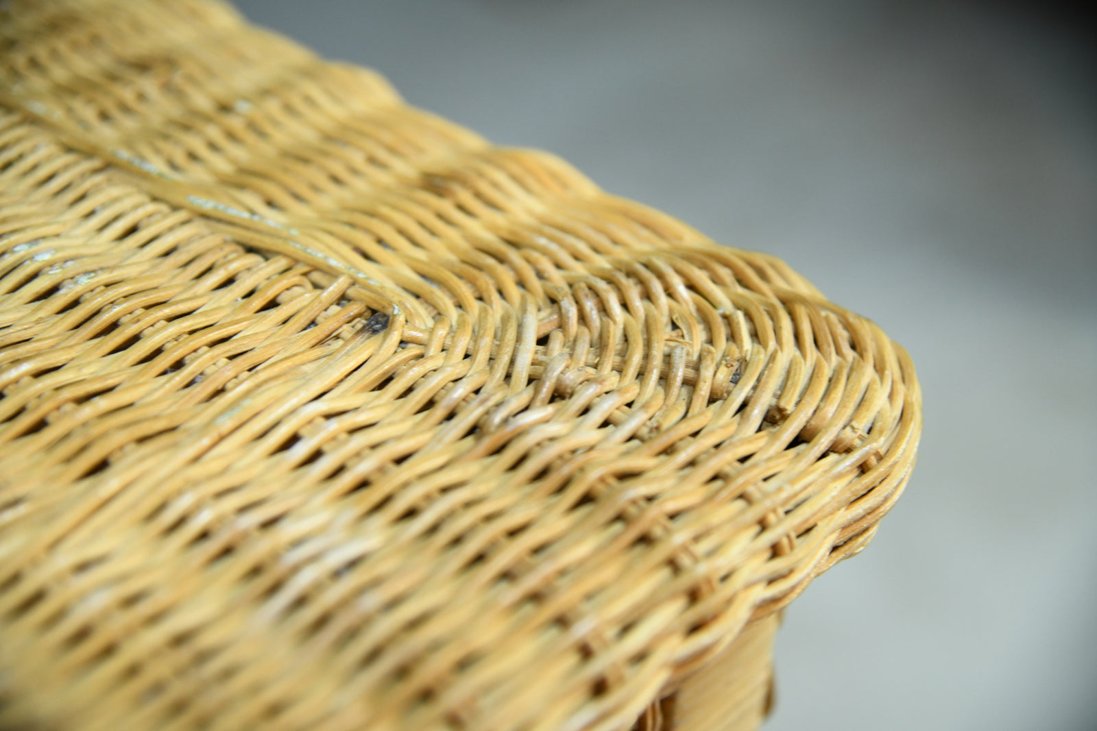 Retro Wicker Chest of Drawers