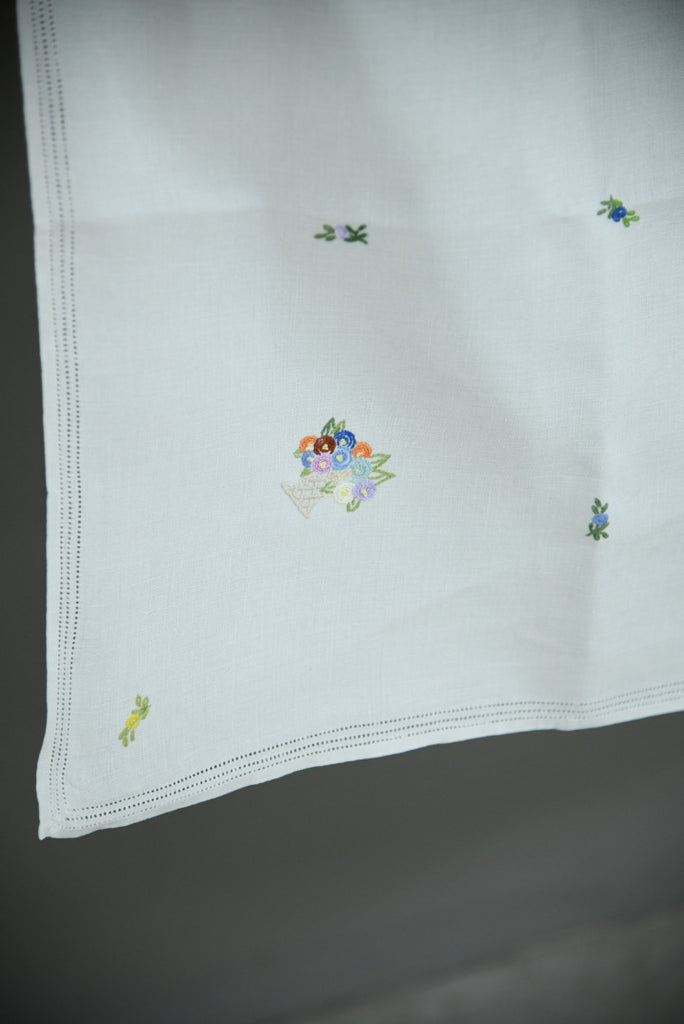 Vintage Square Tablecloth Embroidered Flower Baskets