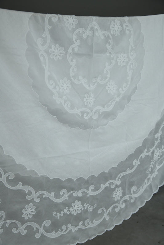 Large Vintage White Lace Tablecloth