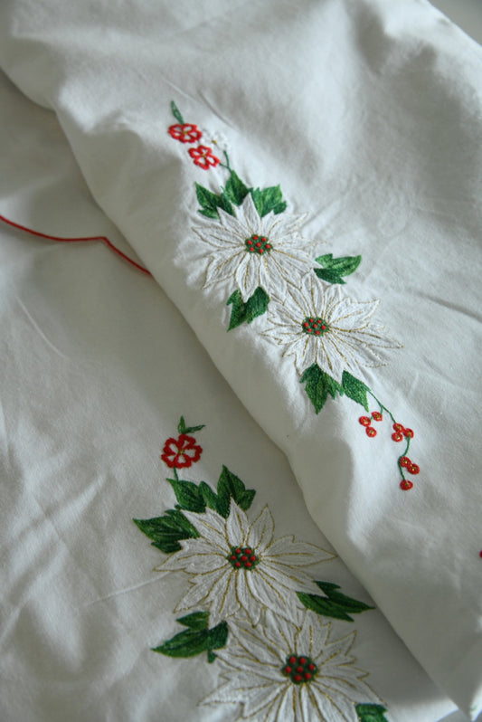 Vintage Christmas Applique Christmas Tablecloth
