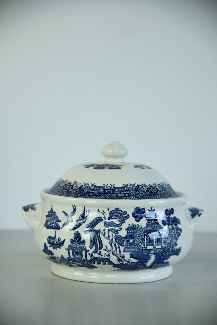 Churchill Willow Vegetable Tureen