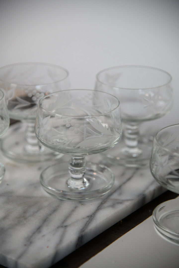 5 Etched Glass Dessert Bowl