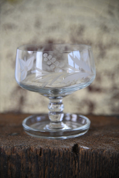 5 Etched Glass Dessert Bowl