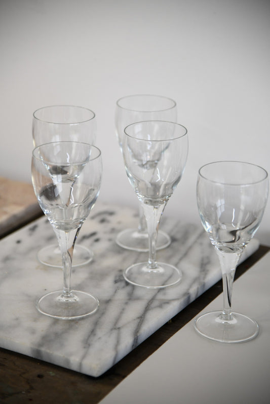6 Modern Wine Glasses