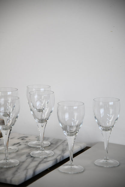 6 Modern Wine Glasses