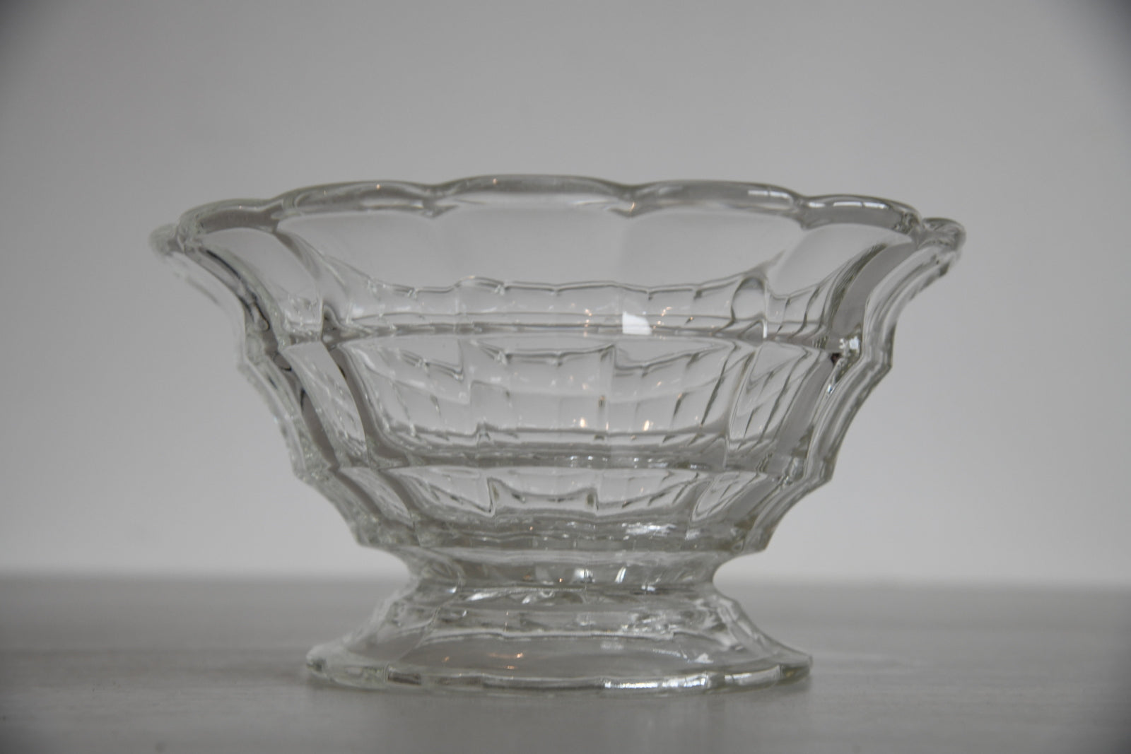 Large Scalloped Edge Glass Bowl