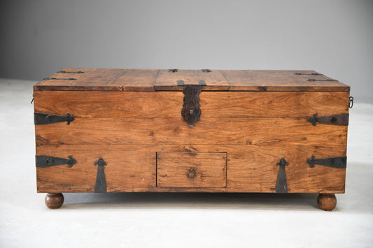 Eastern Hardwood Chest / Coffee Table