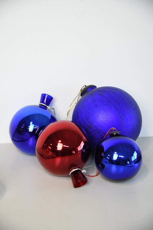 4 Glass Witches Balls