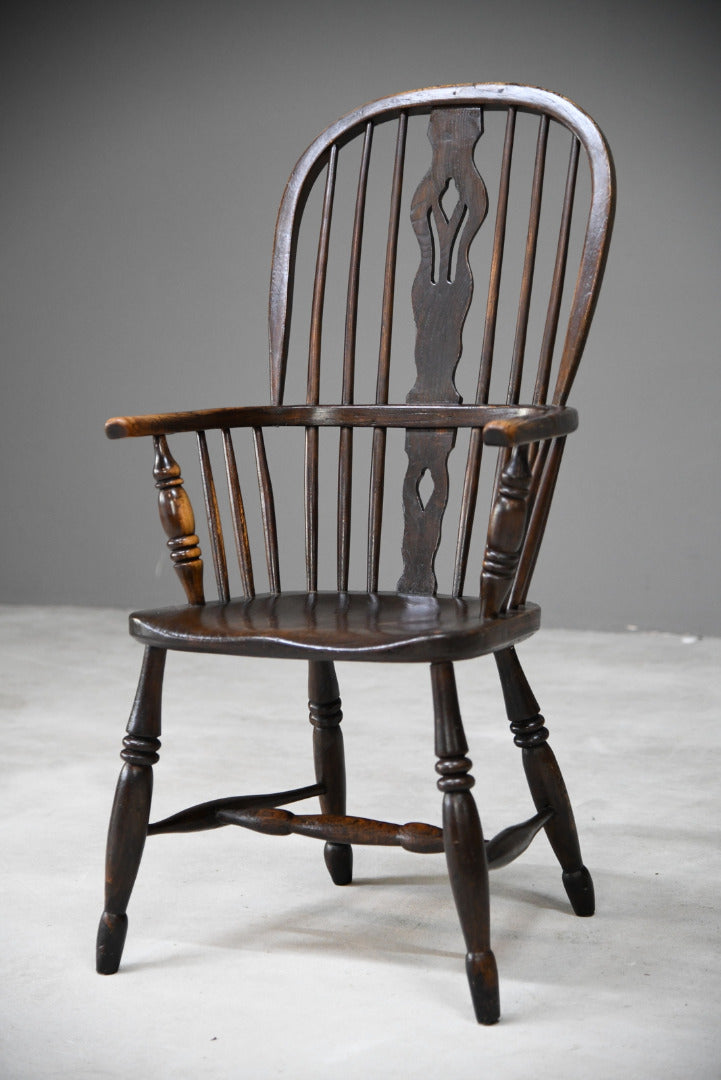 Antique Country Windsor Chair