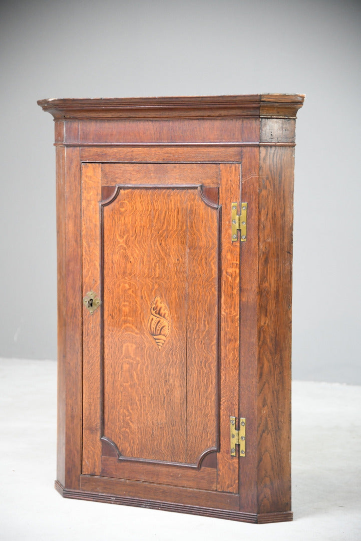 Antique Georgian Corner Cupboard