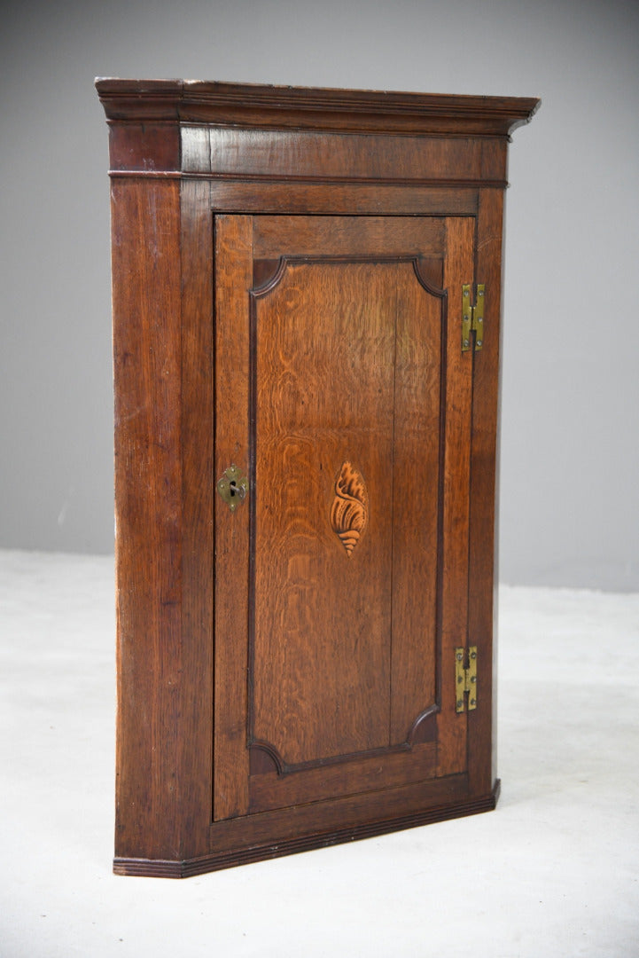 Antique Georgian Corner Cupboard