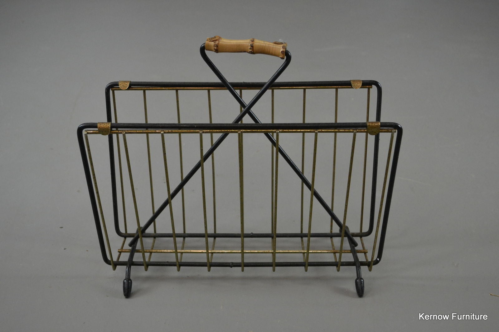 Retro Magazine Rack - Kernow Furniture