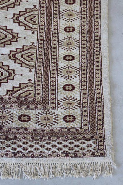 Cream & Beige Pakistan Rug - Kernow Furniture