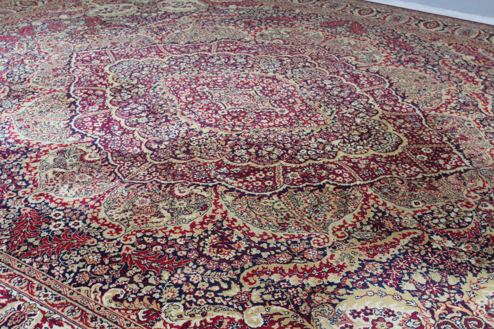 Large Red Persian Style Rug - Kernow Furniture