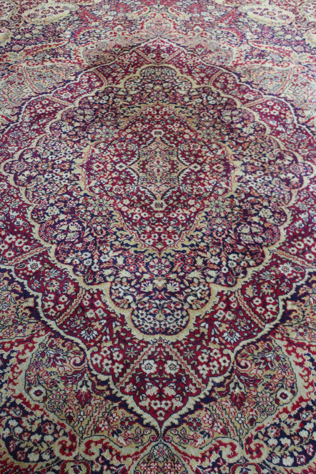 Large Red Persian Style Rug - Kernow Furniture