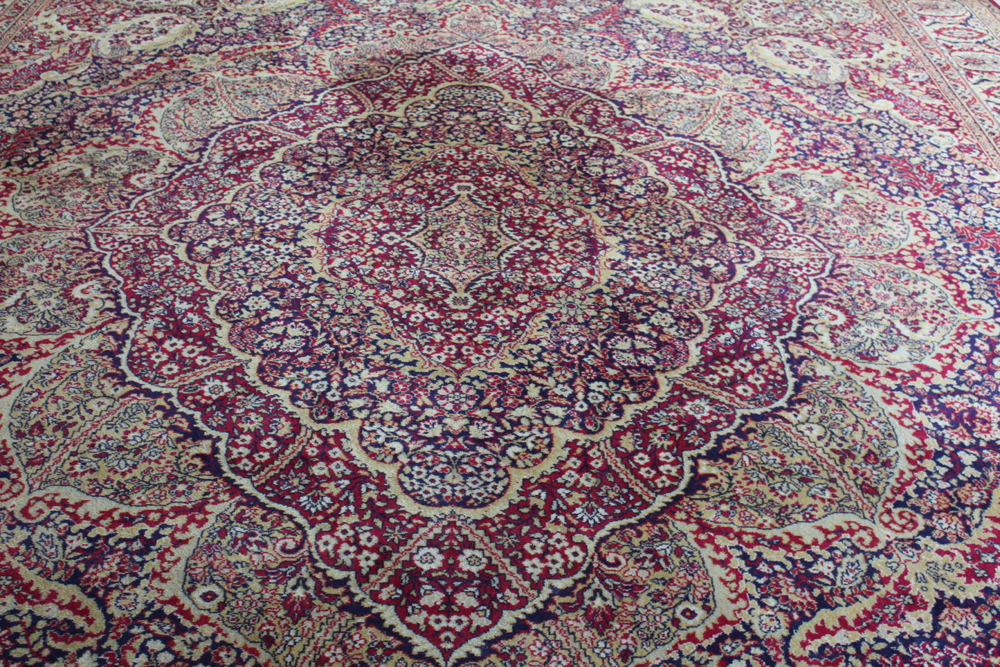 Large Red Persian Style Rug - Kernow Furniture