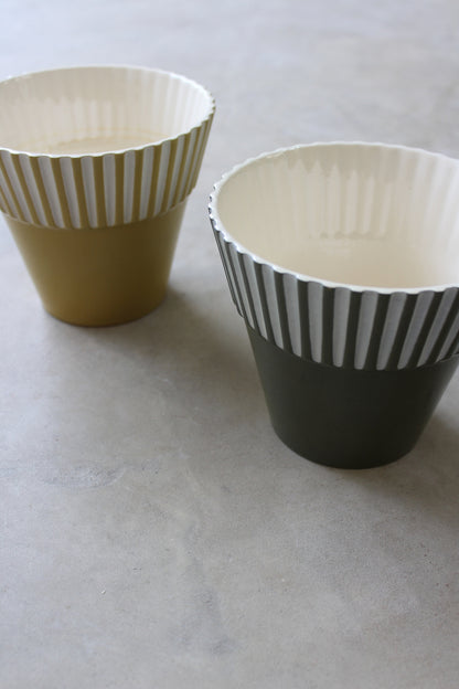 Pair Retro Hornsea Summit Plant Pots - Kernow Furniture