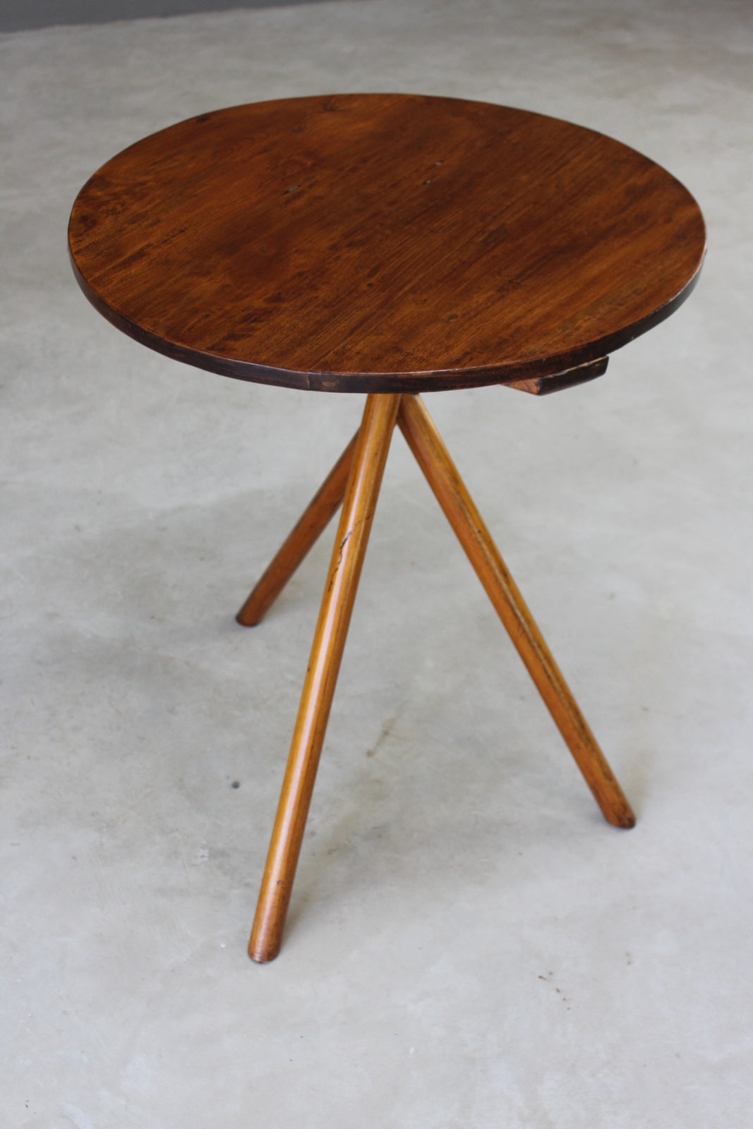 Round Occasional Cricket Table - Kernow Furniture