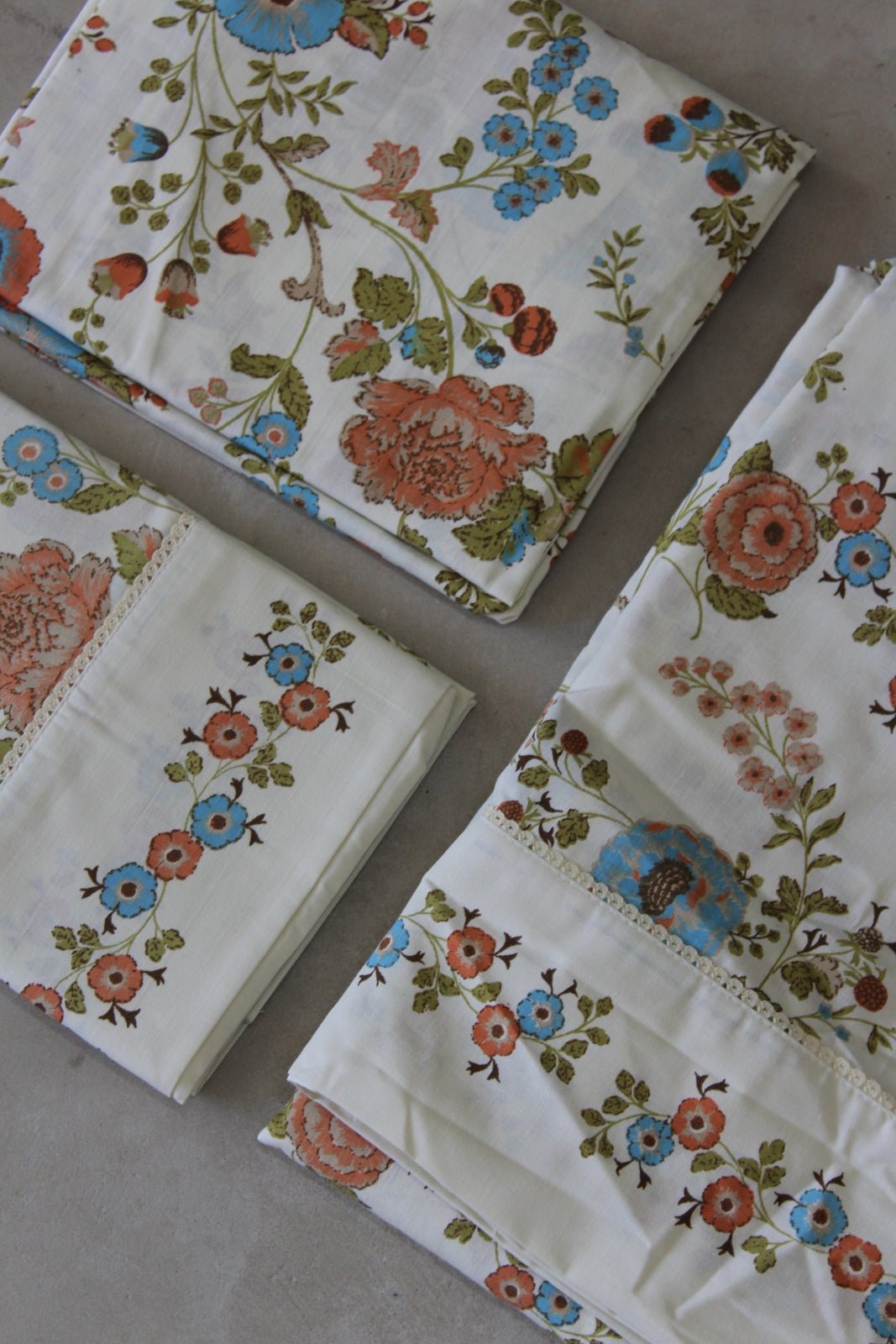 Vintage Floral Single Bed Sheets - Kernow Furniture