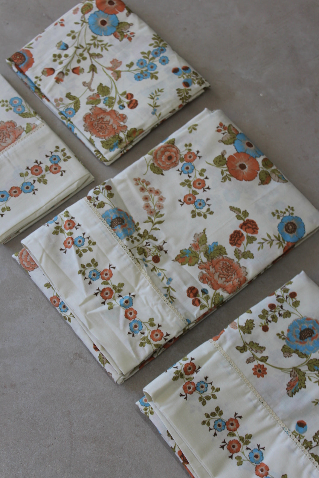 Vintage Floral Single Bed Sheets - Kernow Furniture