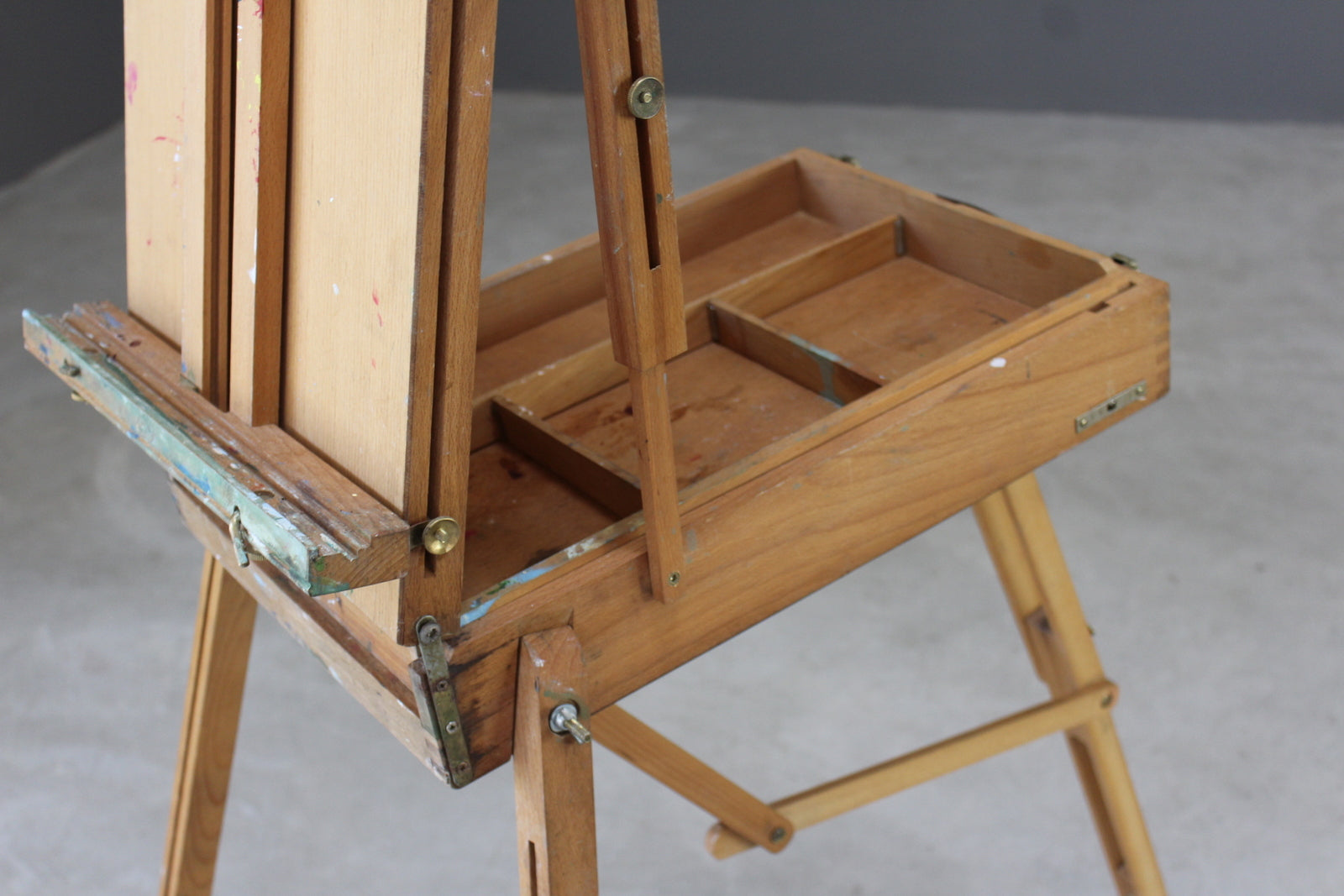 Vintage Beech Artist Box Easel - Kernow Furniture