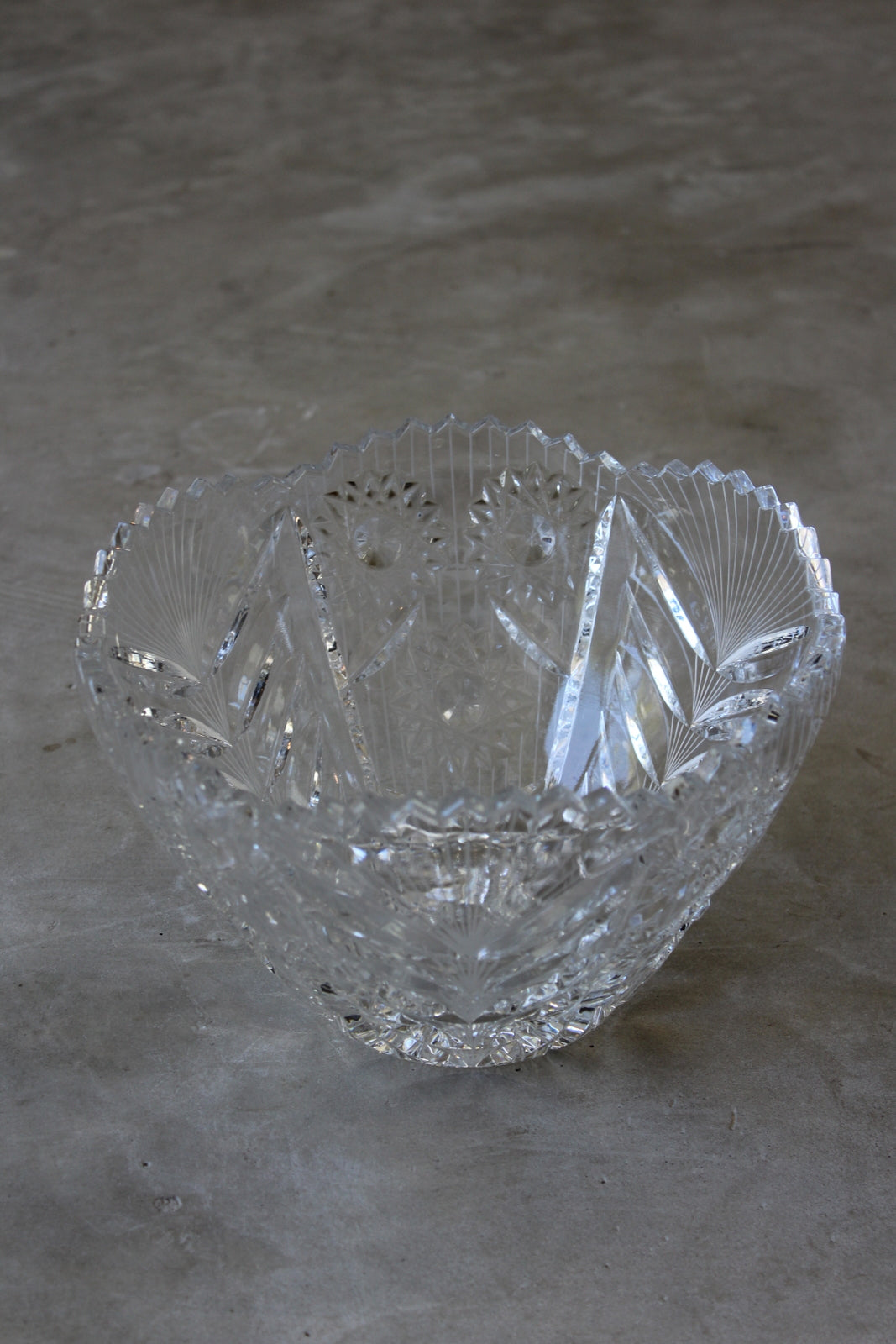 Quality Large Cut Glass Bowl - Kernow Furniture