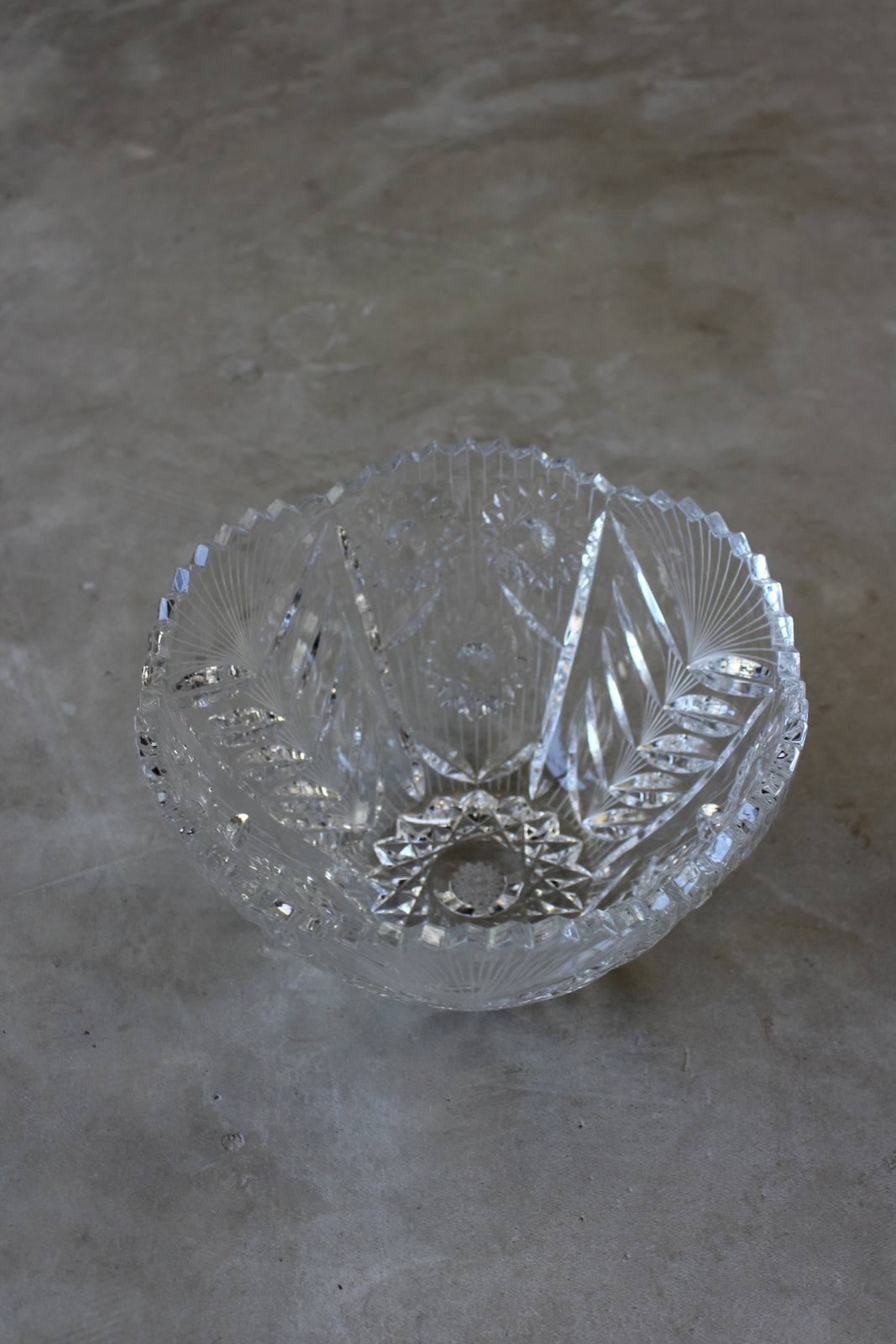 Quality Large Cut Glass Bowl - Kernow Furniture