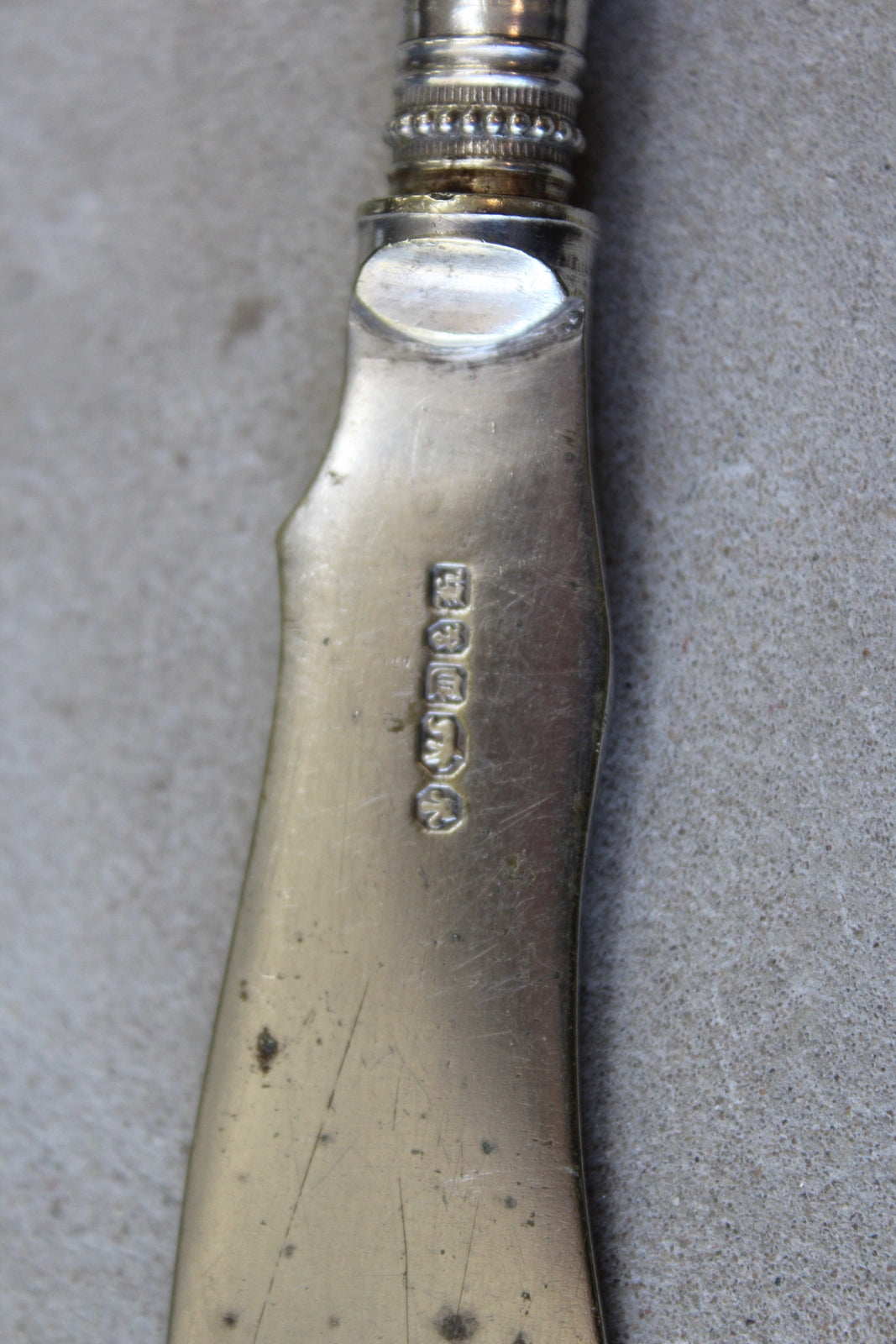 Vintage Pressed Fruit Spoon & Mother of Pearl Knife - Kernow Furniture