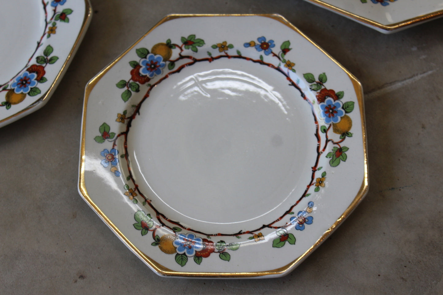 H & K Tunstall Vintage Floral Sandwich Plate 4 Small Plates - Kernow Furniture