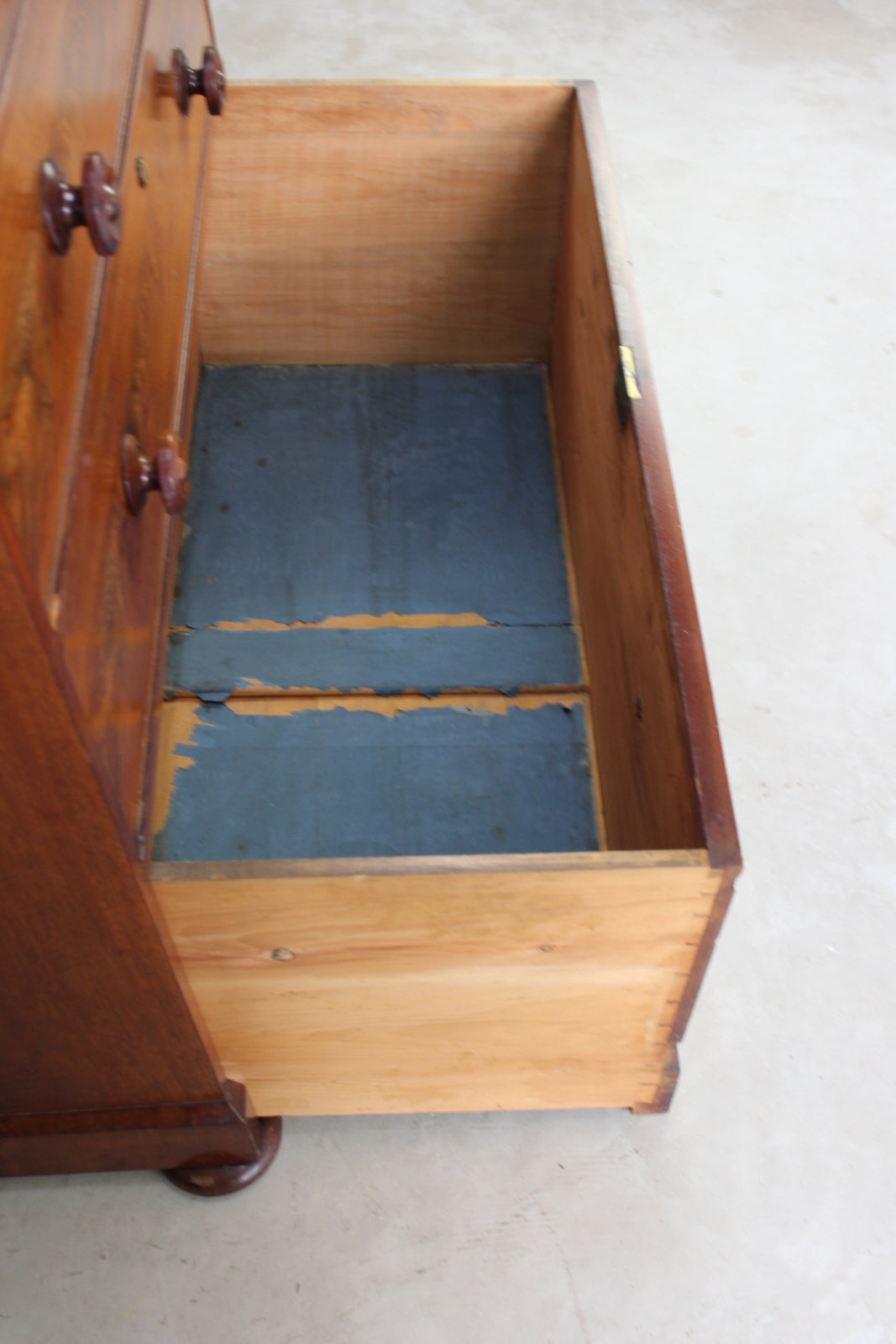 Antique Victorian Straight Front Chest of Drawers - Kernow Furniture