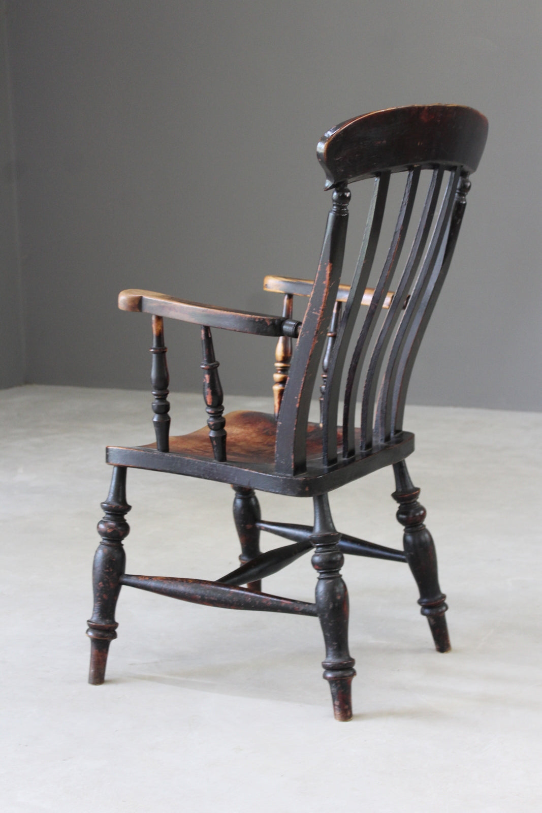 Elm & Beech Lathe Back Chair - Kernow Furniture