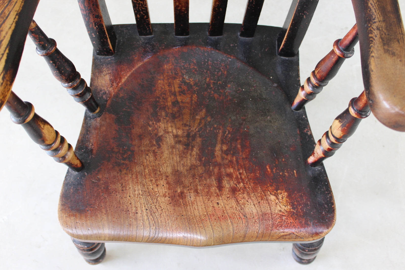 Elm & Beech Lathe Back Chair - Kernow Furniture