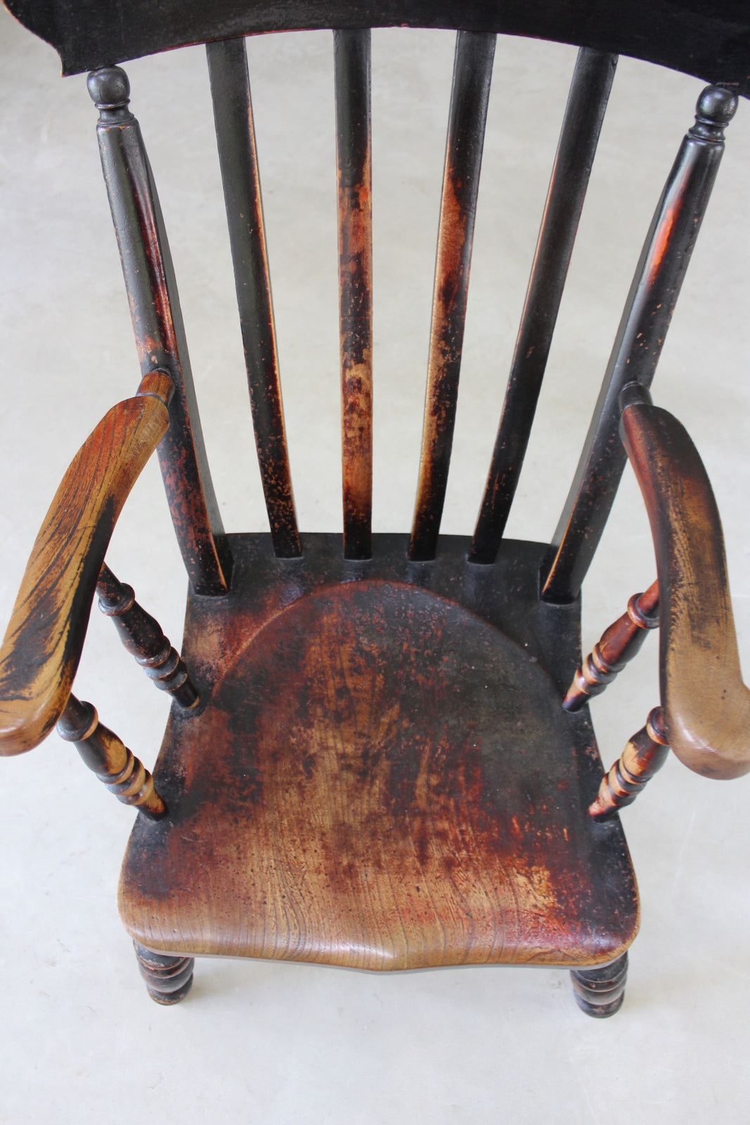 Elm & Beech Lathe Back Chair - Kernow Furniture