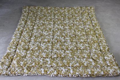 Retro Terylene Floral Double Eiderdown - Kernow Furniture