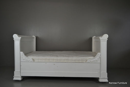 French White Painted Bed Lit En Bateau - Kernow Furniture