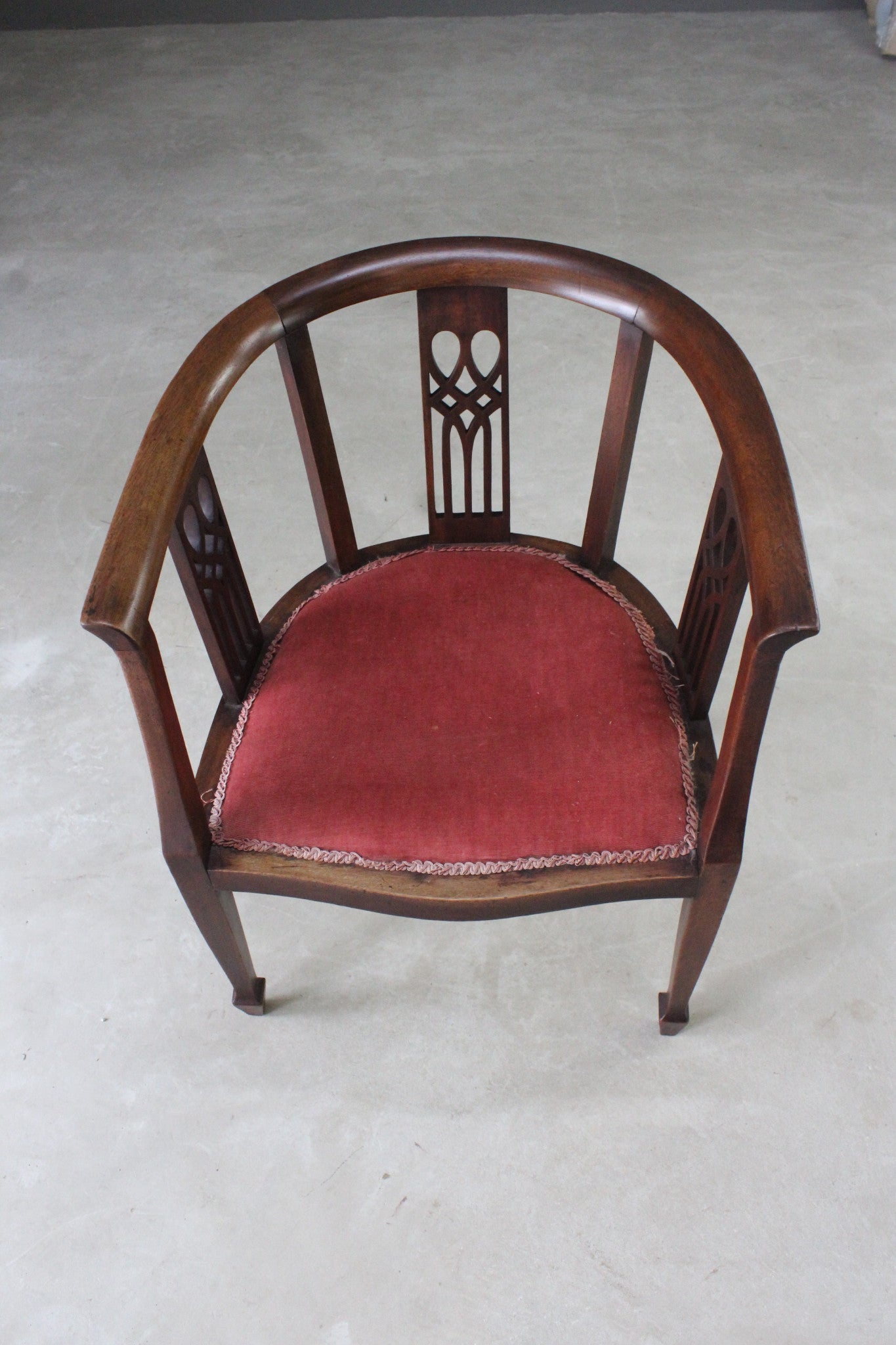 Edwardian Tub Chair - Kernow Furniture