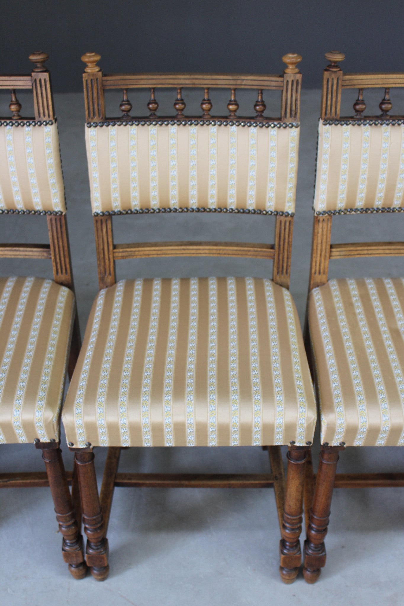 Set 6 Upholstered Dining Chairs - Kernow Furniture
