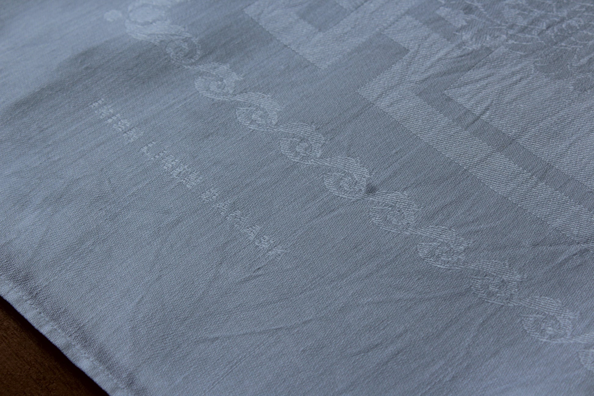 Pair Irish Linen Damask Tablecloths - Kernow Furniture