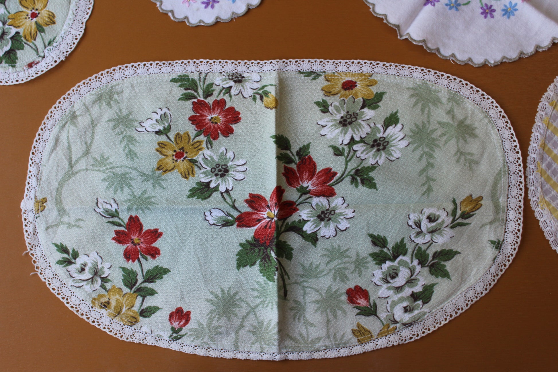 Vintage Floral & Embroidered Table Mats - Kernow Furniture