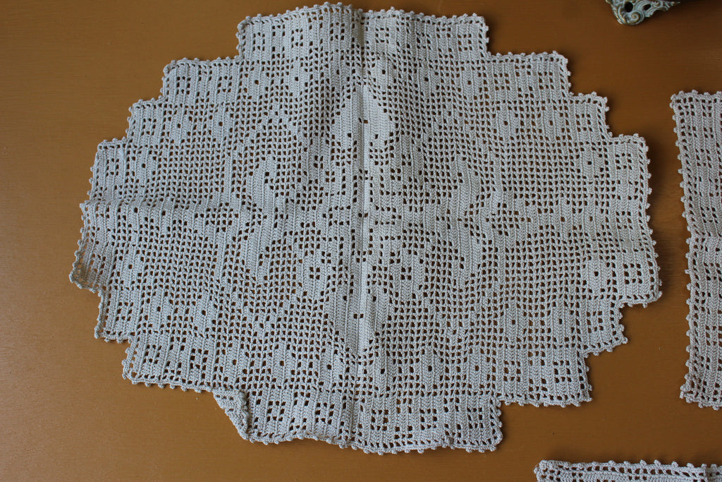 Vintage Hand Crochet Mat - Kernow Furniture