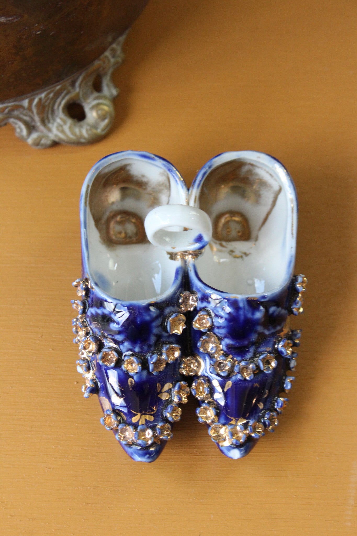 Kitsch Shoes Table Salt Cellar - Kernow Furniture