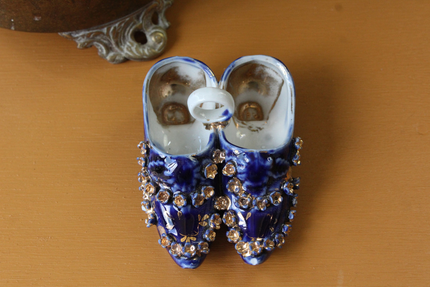 Kitsch Shoes Table Salt Cellar - Kernow Furniture