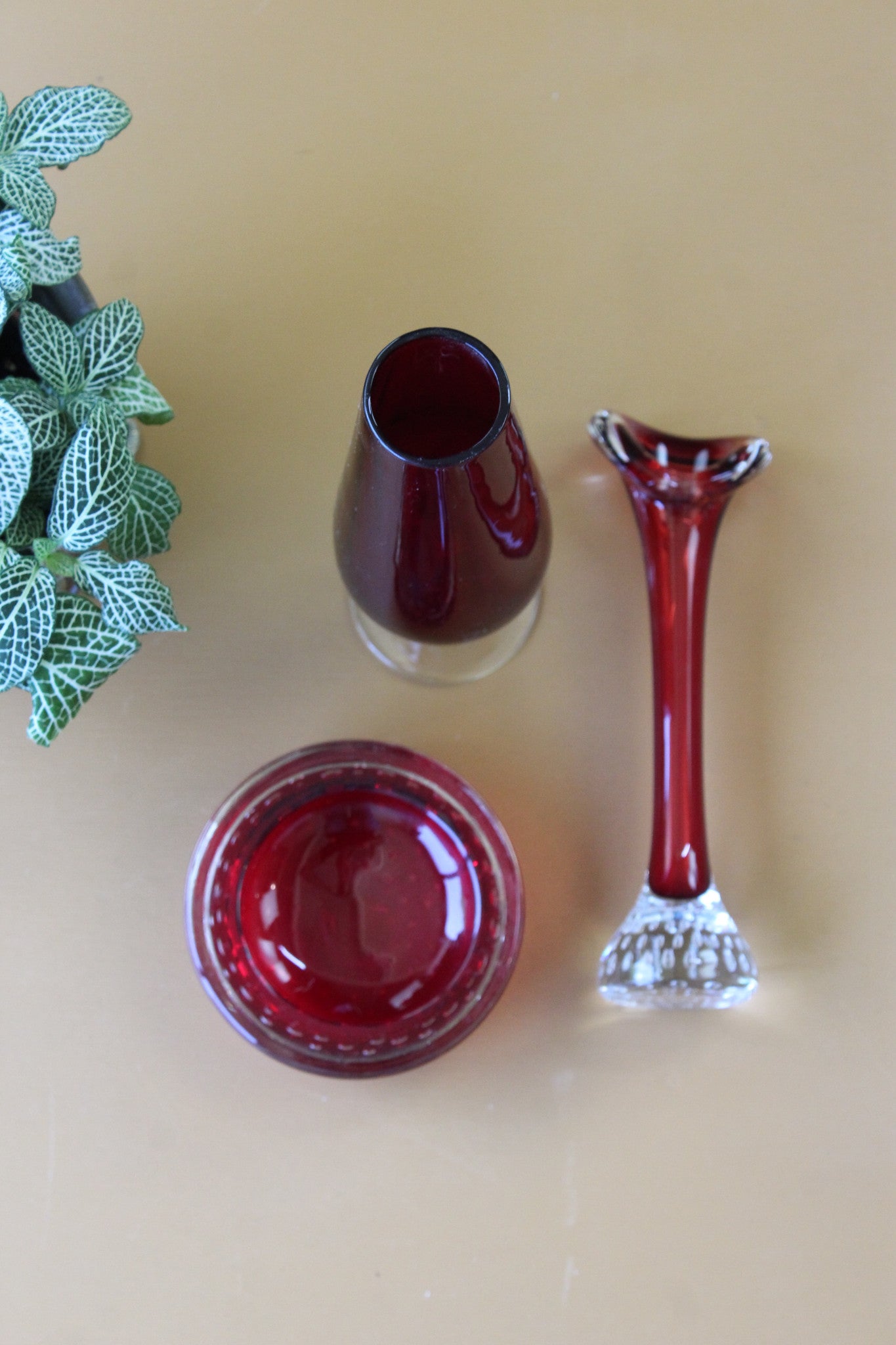 Retro Red Glass - 3 Pieces - Kernow Furniture