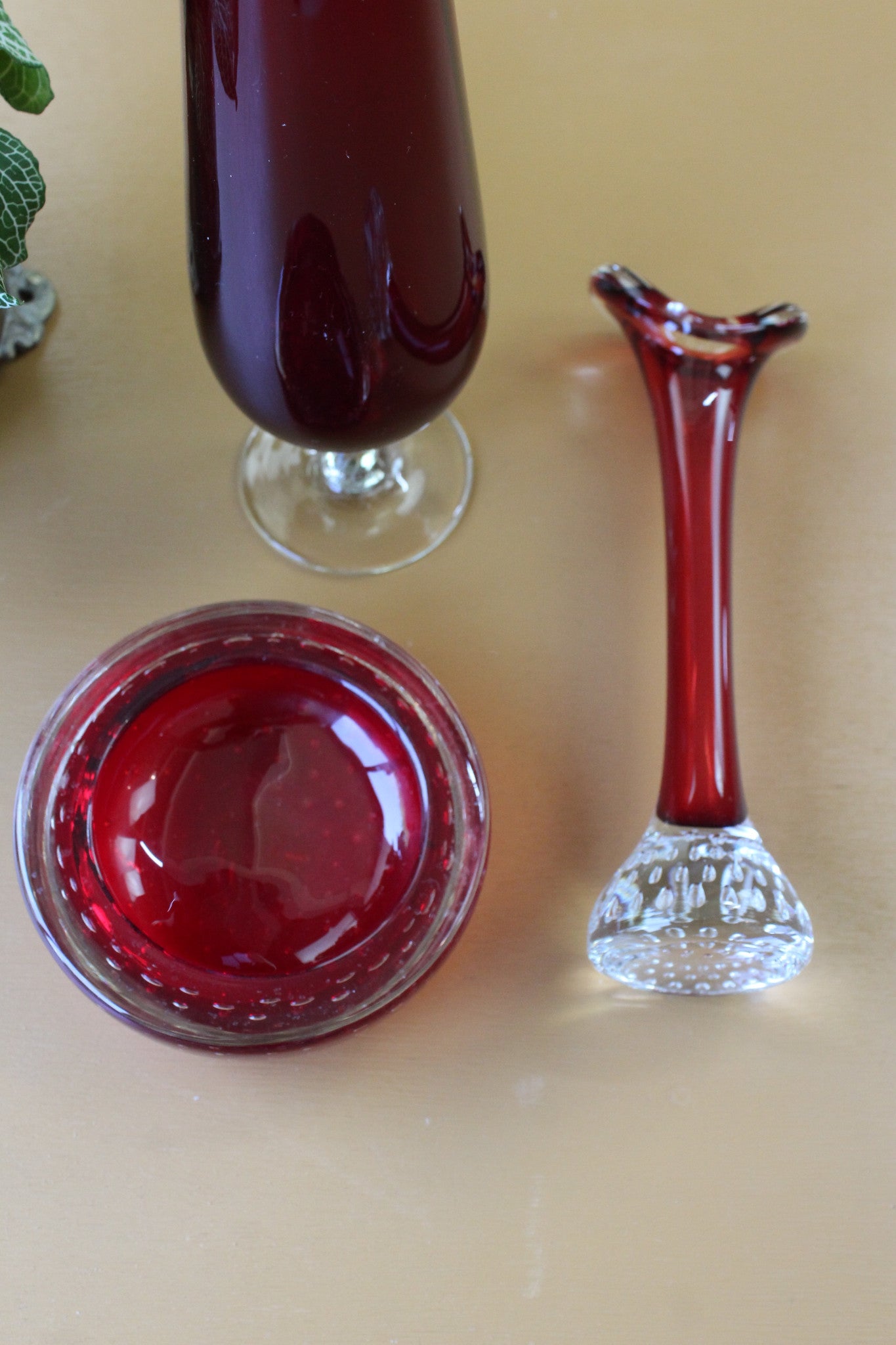 Retro Red Glass - 3 Pieces - Kernow Furniture