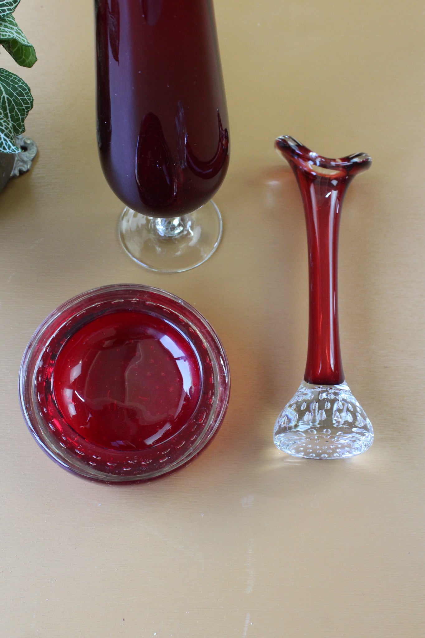 Retro Red Glass - 3 Pieces - Kernow Furniture